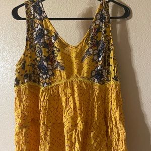 Yellow V-neck cropped babydoll style top